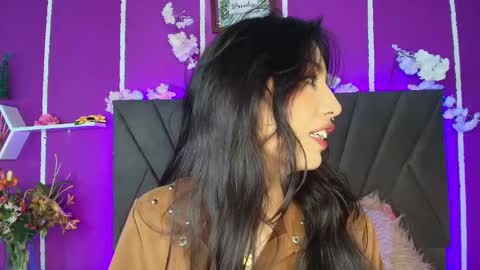 Snapshot of jenner_mills chatting on 15, 12, 2024 Jenner online show from 15, 12, 2024
