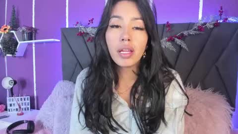 Snapshot of jenner_mills chatting on 22, 12, 2024 Jenner online show from 22, 12, 2024