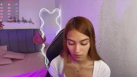 Snapshot of jenner_tay chatting on 3, 7, 2026 jenner online show from 3, 7, 2026