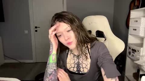Snapshot of jenniehospelhorn chatting on 9, 6, 2026 Michelle online show from 9, 6, 2026
