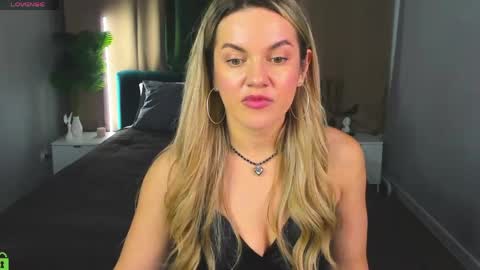 Snapshot of jennifer_perezz chatting on 27, 4, 2026 Jennifer Perezz online show from 27, 4, 2026