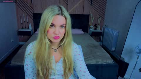 Jennifer Perezz online show from 1, 6, 2026