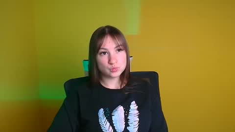 Snapshot of jennifer_xo_ chatting on 1, 2, 2025 Jennifer online show from 1, 2, 2025