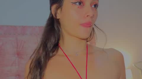 Snapshot of jenniferlee_ chatting on 15, 7, 2026 Jennifer Lee online show from 15, 7, 2026