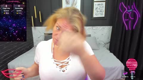 Jennifer online show from 4, 12, 2024