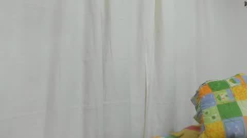 Snapshot of jenniferloveyou chatting on 15, 12, 2024 jenniferloveyou online show from 15, 12, 2024