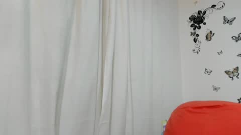 Snapshot of jenniferloveyou chatting on 31, 1, 2025 jenniferloveyou online show from 31, 1, 2025