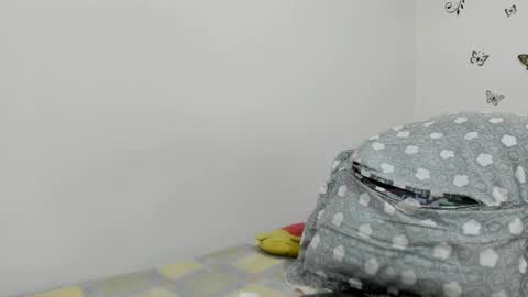 jenniferloveyou online show from 17, 4, 2026