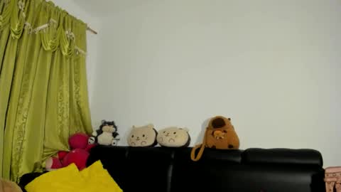 jenniifer_t online show from 18, 4, 2026