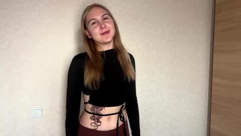 Snapshot of jennimarquis chatting on 8, 10, 2025 Emilia online show from 8, 10, 2025