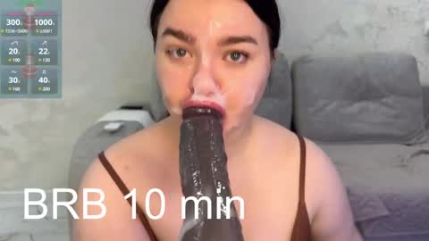 Snapshot of jennisxcharming chatting on 14, 12, 2024 Mila online show from 14, 12, 2024