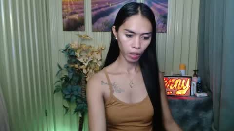 PRETTY JENNY online show from 27, 11, 2025