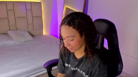 jenny__lawrence online show from 26, 10, 2025