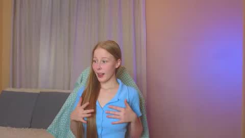 Snapshot of jenny_angelok chatting on 9, 3, 2025 Next broadcast on December 05 subject to change online show from 9, 3, 2025