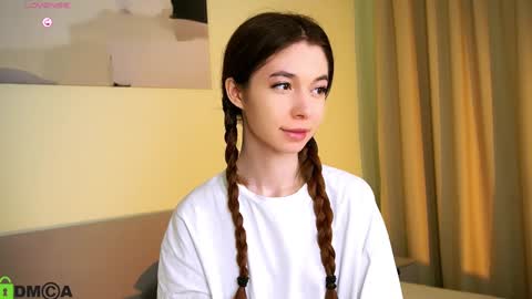 Snapshot of jenny_lylu chatting on 19, 1, 2025 Ori online show from 19, 1, 2025