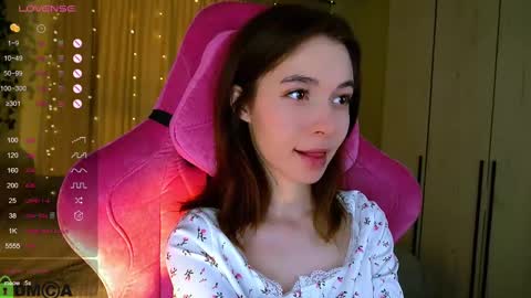 Snapshot of jenny_lylu chatting on 6, 3, 2025 Ori online show from 6, 3, 2025