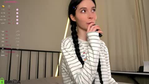 Snapshot of jenny_lylu chatting on 9, 10, 2025 Ori online show from 9, 10, 2025