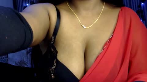 Snapshot of jennysinghaniya chatting on 26, 12, 2024 jenny online show from 26, 12, 2024