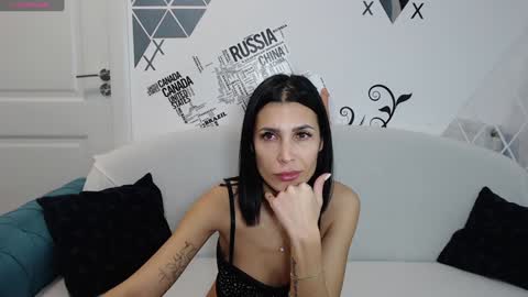 Snapshot of jennyxxx00 chatting on 23, 1, 2025 Jenny online show from 23, 1, 2025