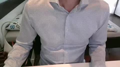 jensiboy1111 online show from 10, 3, 2026