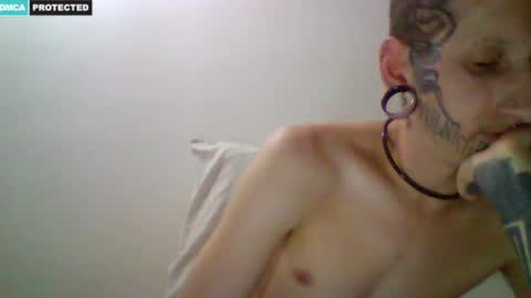 Snapshot of jerelovedfreak chatting on 5, 4, 2026 J online show from 5, 4, 2026