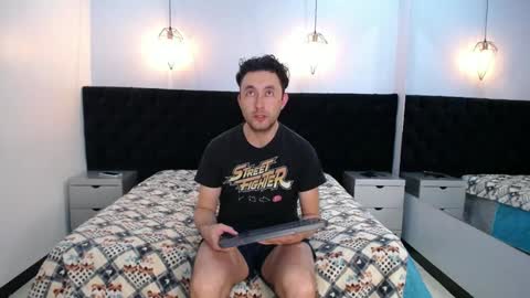 Snapshot of jeremmyandstacy chatting on 22, 1, 2025 Jeremmyandstacy online show from 22, 1, 2025