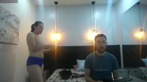 Snapshot of jeremmyandstacy chatting on 28, 1, 2025 Jeremmyandstacy online show from 28, 1, 2025