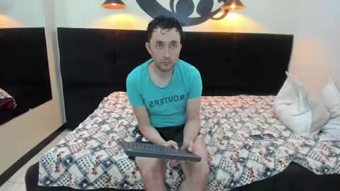 Snapshot of jeremmyandstacy chatting on 24, 2, 2025 Jeremmyandstacy online show from 24, 2, 2025