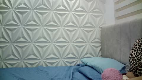 Snapshot of jerryandjessicaa chatting on 20, 12, 2024 Jess y Jerry online show from 20, 12, 2024