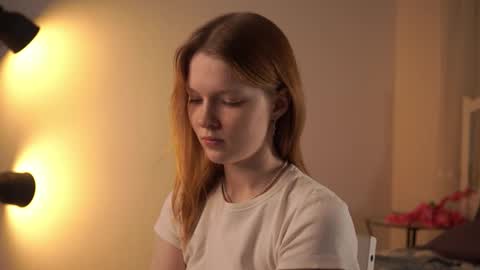 Snapshot of jerrybenear chatting on 12, 10, 2025 Molly online show from 12, 10, 2025