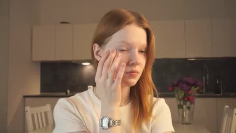 Snapshot of jerrybenear chatting on 19, 10, 2025 Molly online show from 19, 10, 2025