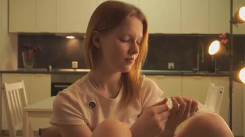 Snapshot of jerrybenear chatting on 21, 10, 2025 Molly online show from 21, 10, 2025