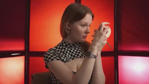 Snapshot of jerrybenear chatting on 8, 11, 2025 Molly online show from 8, 11, 2025