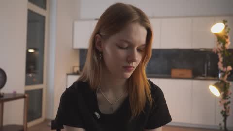 Snapshot of jerrybenear chatting on 14, 11, 2025 Molly online show from 14, 11, 2025