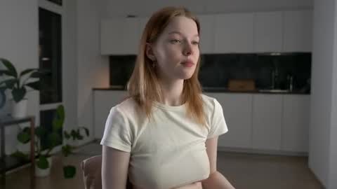 Snapshot of jerrybenear chatting on 16, 11, 2025 Molly online show from 16, 11, 2025