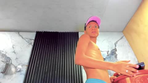 jes_foxx online show from 11, 3, 2025