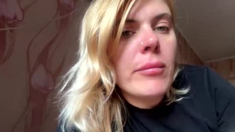 Snapshot of jeslynomert chatting on 10, 10, 2025 JeslyNomert online show from 10, 10, 2025