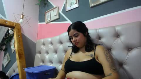 jess_beauty2 online show from 23, 12, 2024