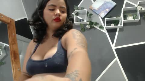 jess_beauty2 online show from 14, 1, 2025