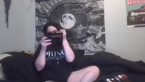 Snapshot of jessandpup chatting on 15, 9, 2025 Jess and Pup online show from 15, 9, 2025