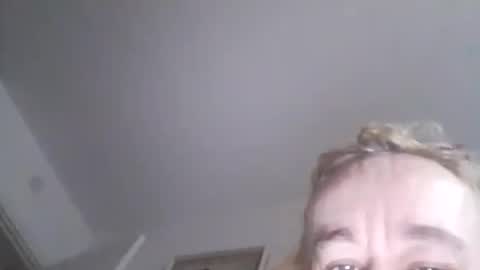 Snapshot of jessandsilverfox61 chatting on 31, 10, 2025 jessandsilverfox61 online show from 31, 10, 2025