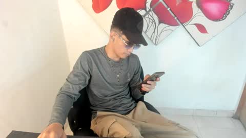 Snapshot of jesshot_bigcock chatting on 7, 7, 2026 jesshot_bigcock online show from 7, 7, 2026