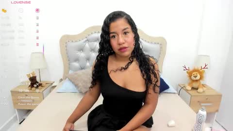 jessica  cortes online show from 19, 12, 2025