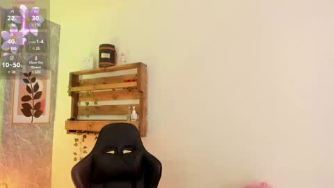 Jessica Pethersson  online show from 13, 12, 2024