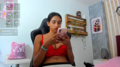 Jessica Pethersson  online show from 3, 2, 2025