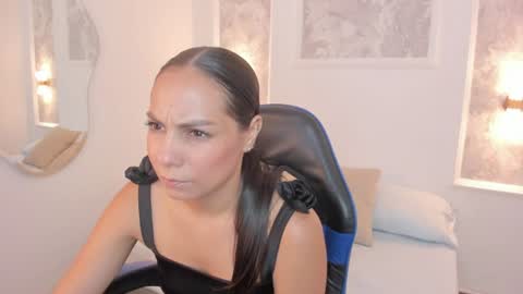 jessica_taylor_22 online show from 16, 6, 2026