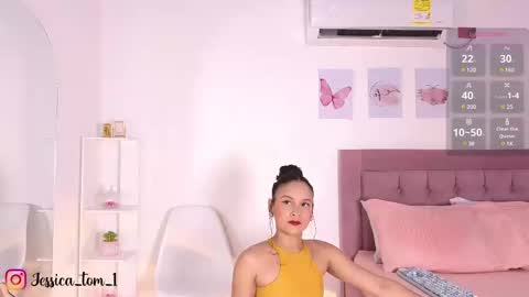 Snapshot of jessica_tom_ chatting on 22, 2, 2025 Jessica online show from 22, 2, 2025