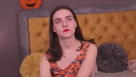 Jessica White online show from 28, 11, 2025