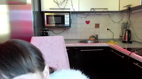 jessicaforris online show from 3, 2, 2025