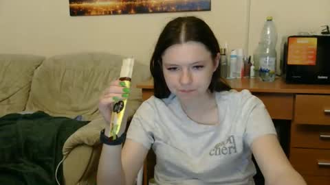 jessicaholland1 online show from 3, 6, 2026